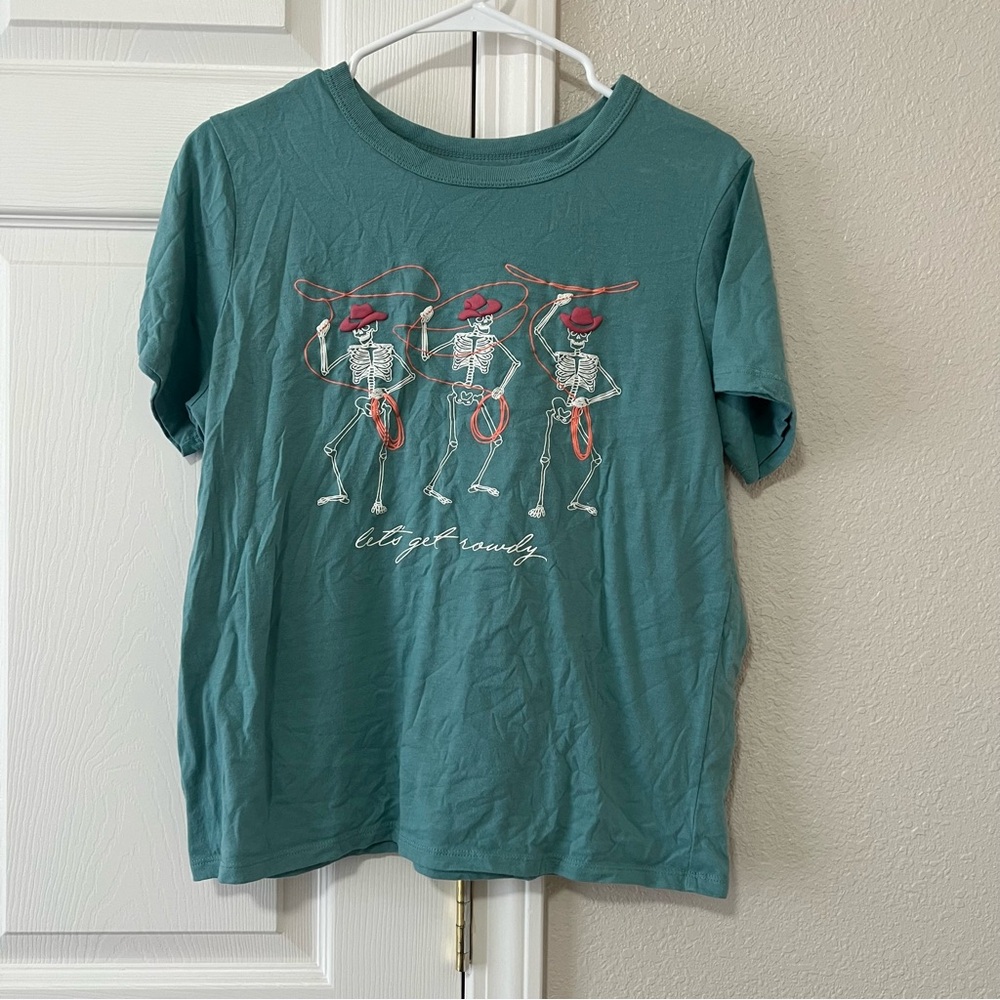 Zoe + Liv “Let’s Get Rowdy” Skeleton Cowboy Graphic Tee Medium
